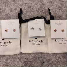 *預訂貨: 約十月中旬*Kate Spade legacy logo extra small stud earrings (經典立體logo)