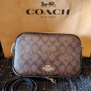 *預訂貨: 約12月下旬*Coach Jes Crossbody (雙拉鏈相機袋)