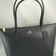 *預訂貨: 約12月下旬*Coach City Zip Tote in crossgarin leather