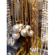 *預訂貨: 約3月上旬*Tory Burch Logo imitation pearl necklace