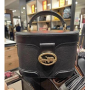 *預訂貨: 約3月上旬*Coach Georgie Gem Crossbody 盒仔袋