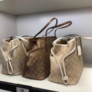 *預訂貨：約4月中旬*Coach Carryall 鯰魚包 (F57842)