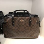 *預訂貨：約4月中旬*Coach Carryall 鯰魚包 (F57842)