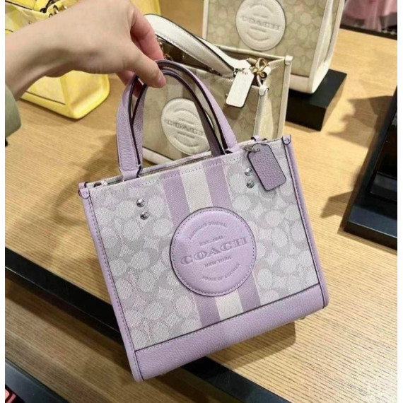 *預訂貨：約十月上旬*Coach Dempsey Tote 22 美國最新 colour 紫色方形 C8417 