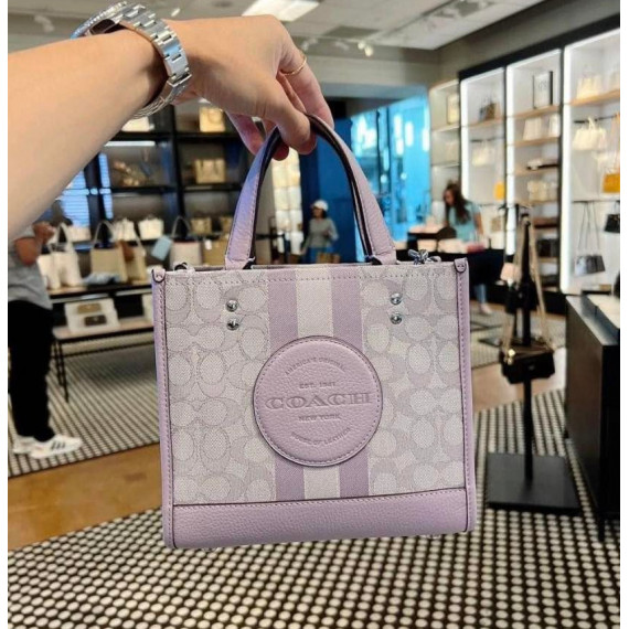 *預訂貨：約十月上旬*Coach Dempsey Tote 22 美國最新 colour 紫色方形 C8417 