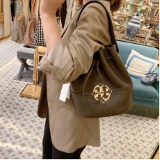 *預訂貨：約4月上旬*Tory Burch Miller Large Bucket 全真皮大水桶袋