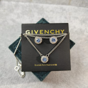 *預訂貨：約7月上旬*Givenchy x Swarovski Crystal  