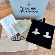 *預訂貨：約9月上旬*Vivienne Westwood 大 Logo 水鑽耳環