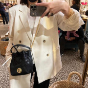 *預訂貨：約11月上旬*Tory Burch Willa Mini Bucket