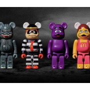 日本麥當勞限定版 BE@RBRICK 麥當勞 x 哥斯拉 150%    McDonald's set  ( 一套四隻） 